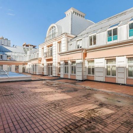 Central Apartment In Gedimino Av By Urban Rent Вилнюс Екстериор снимка