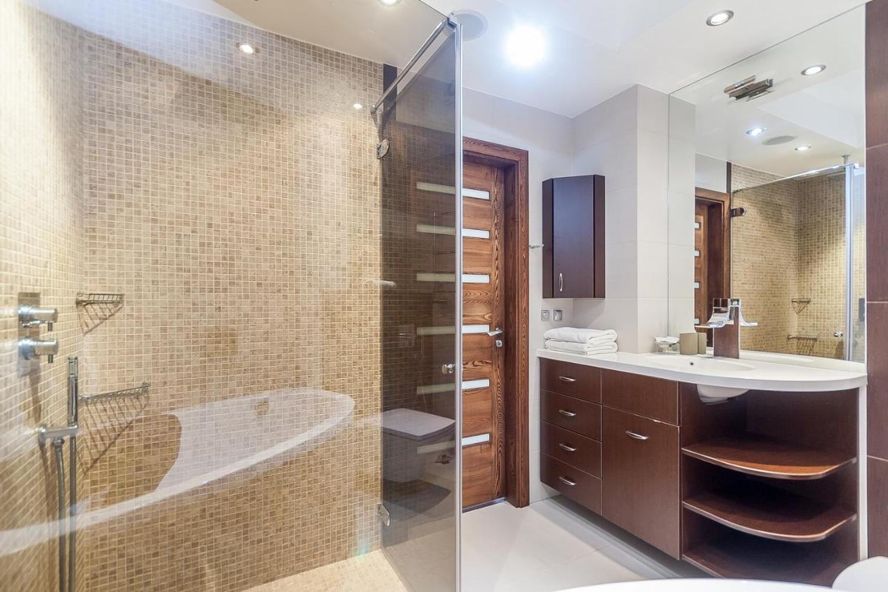 Central Apartment In Gedimino Av By Urban Rent Вилнюс Екстериор снимка