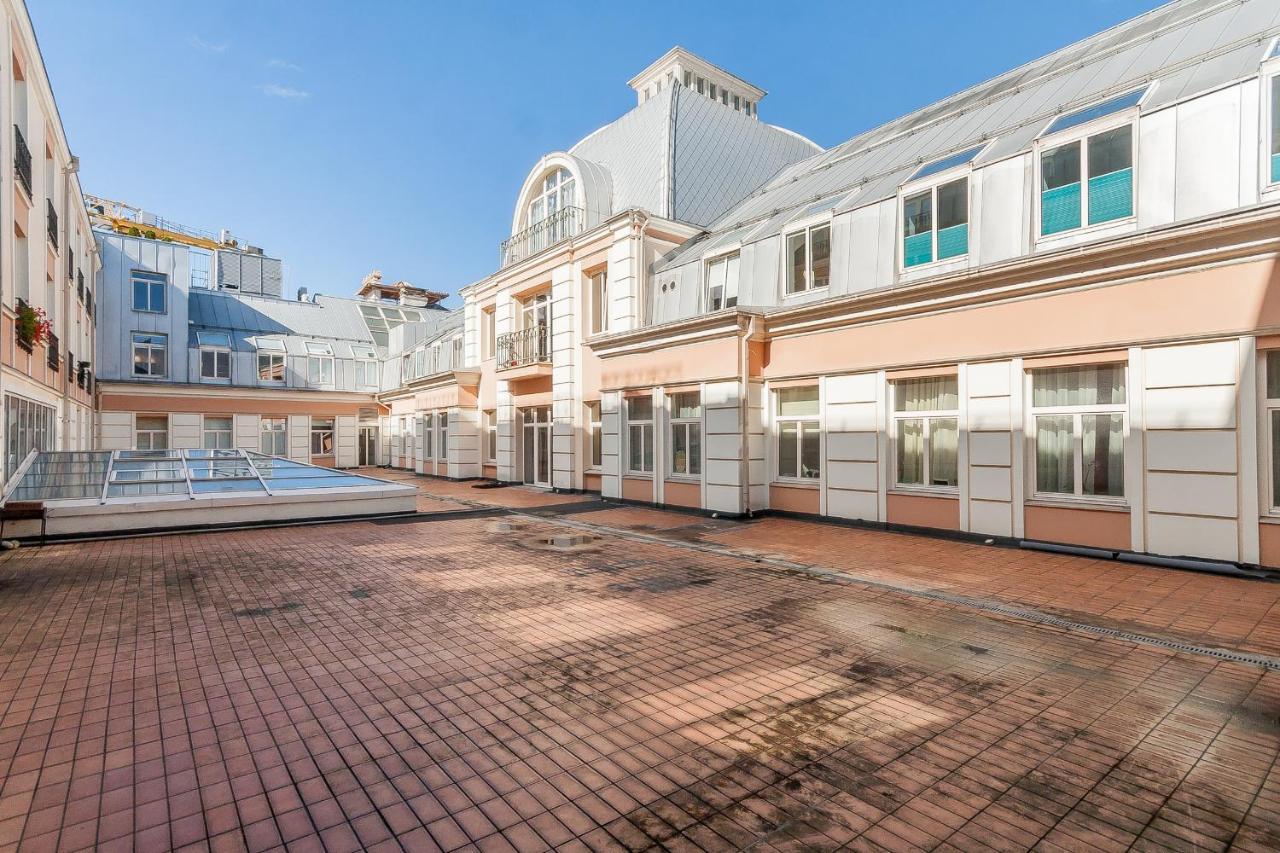 Central Apartment In Gedimino Av By Urban Rent Вилнюс Екстериор снимка